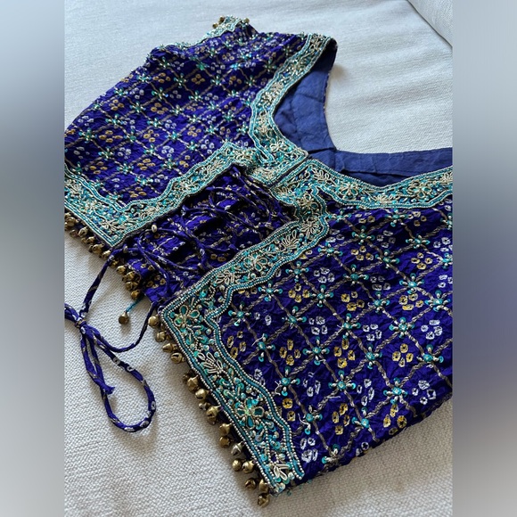 Indian Pakistani Blue Bandhani Chunri Lehenga - Picture 11 of 11